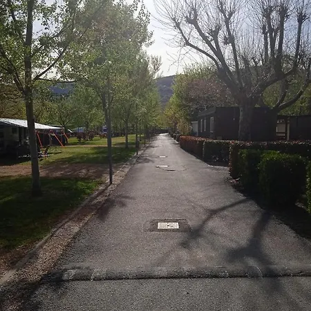 Mobile Comfort - Including Airco - River- 327 Kamp alanı