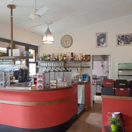 Mobile Comfort - Including Airco - River- 327 Kamp alanı