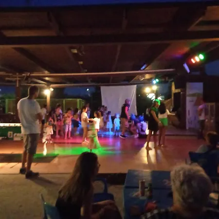 Kamp alanı Mobile Comfort - Including Airco - River- 327 *