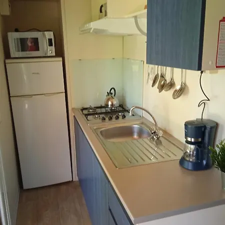 Mobile Comfort - Including Airco - River- 327 Kamp alanı