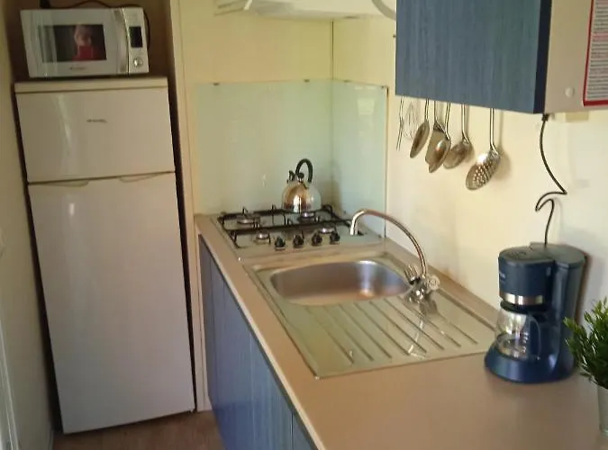 Mobile Comfort - Including Airco - River- 327 キャンプ場